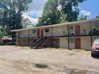 Building Photo - 1600 Jay Lynn Ln