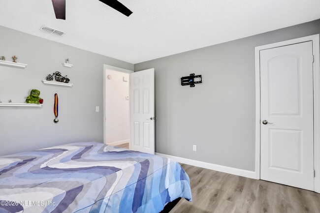 Building Photo - 7598 Pheasant Path Dr