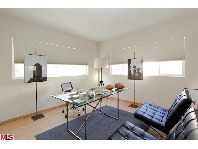 Building Photo - 1313 18th St