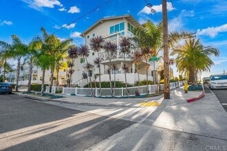 Building Photo - 3301 Lincoln St