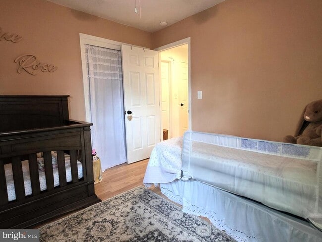 Building Photo - 4 Carolee Dr