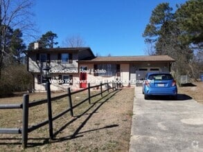 Building Photo - 207 Ingleside Dr