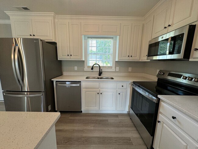 Building Photo - Introducing Your Dream Home in Nash County's Tar River Reservoir Area!