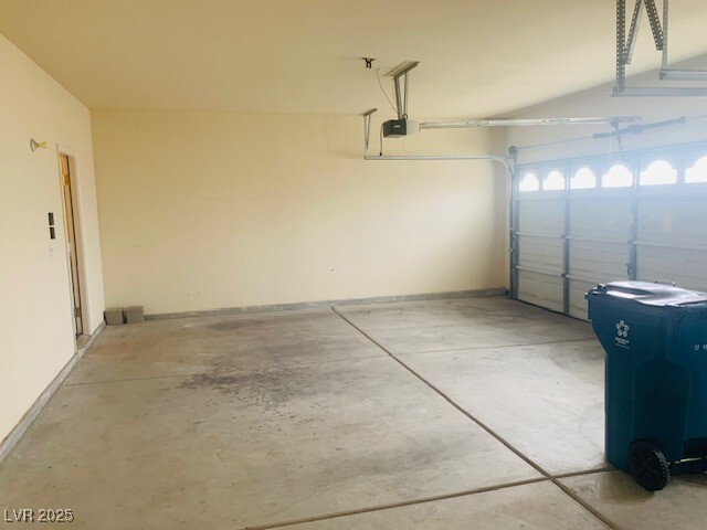 Building Photo - 8737 Vista Cantera Ct