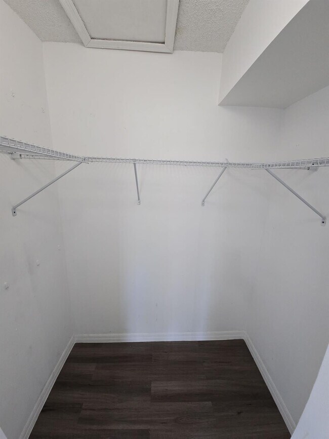 Building Photo - 12172 St.Andrews Pl