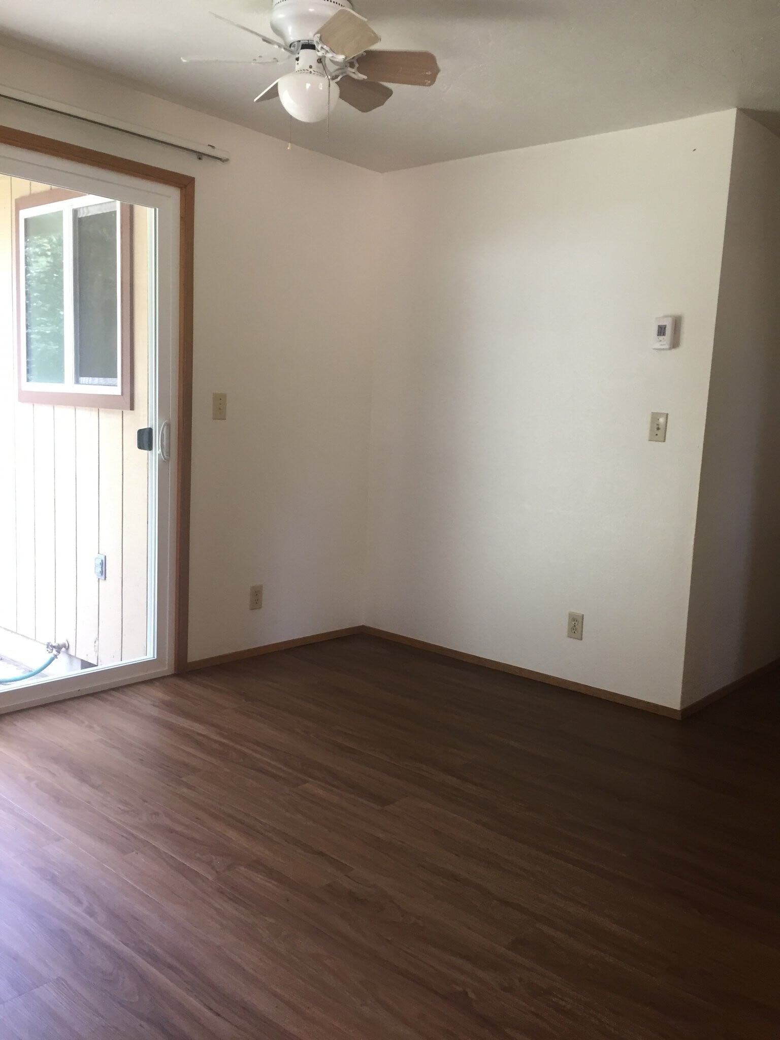 Building Photo - 4099 Scenic Dr