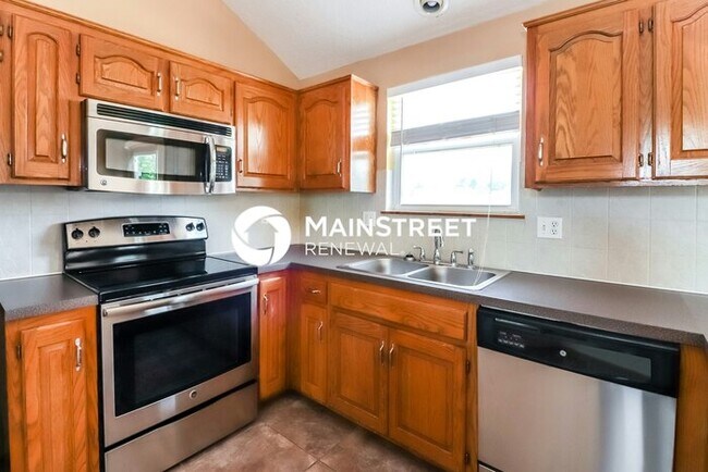 Building Photo - 3 Bedroom Pet-Friendly Home in Independenc...