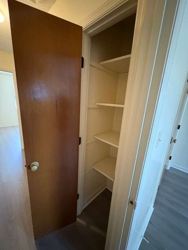 Building Photo - 1029 Davidson Dr