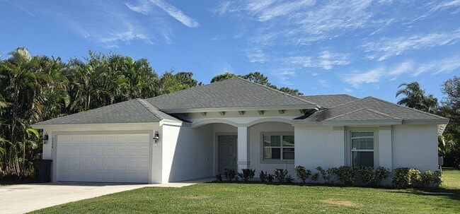 Building Photo - 5996 NW Baynard Dr