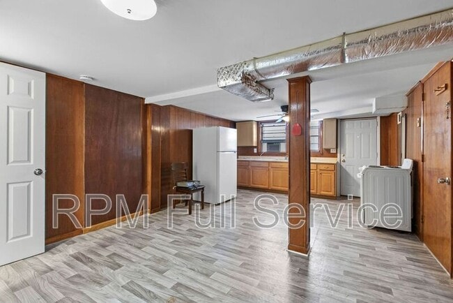 Building Photo - 3127 Larkspur Dr