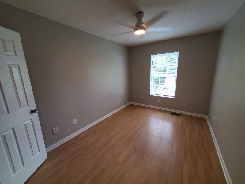 Building Photo - 4093 Mica Ave