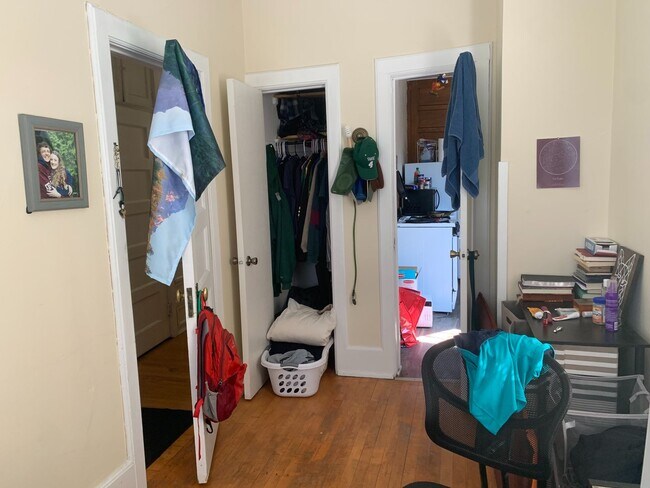 Interior Photo - 1030 N. Marshall St.