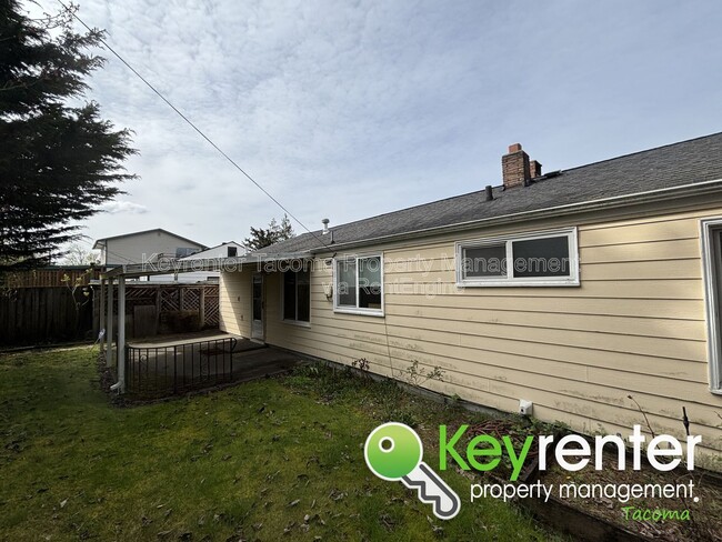 Building Photo - 5124 N 48th St