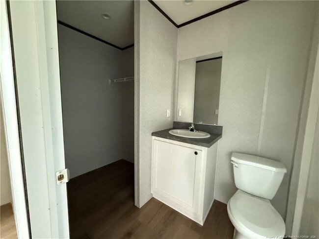 Building Photo - 5522 Aberdeen Pl