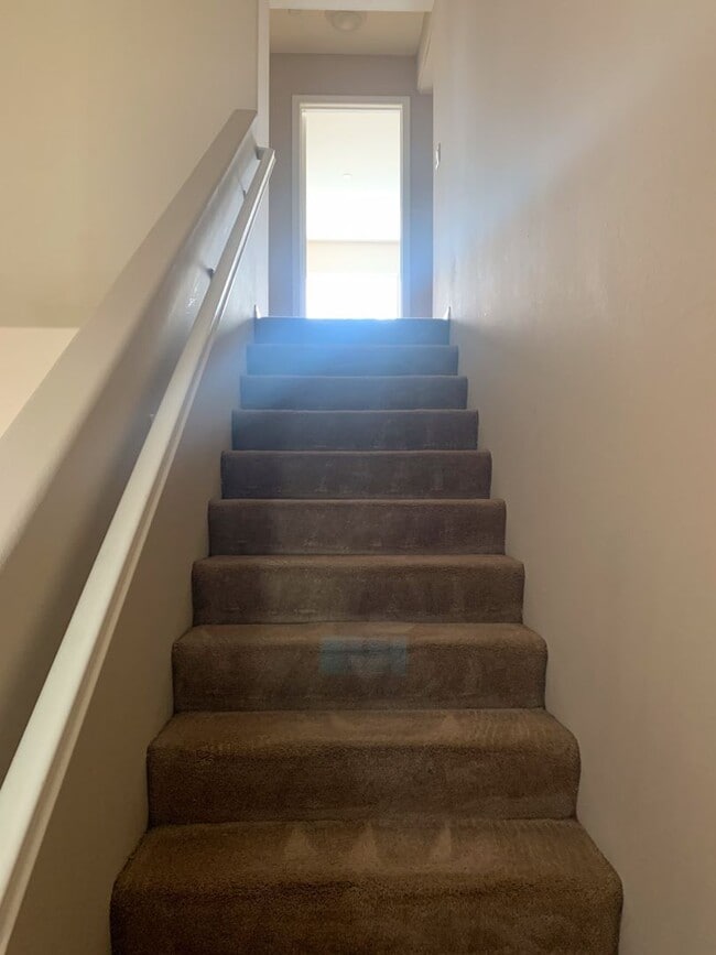 Building Photo - Riverpark Community