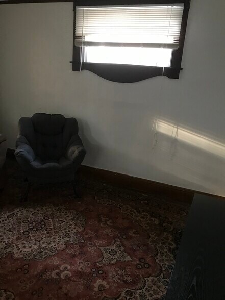 Building Photo - 2223 Murray Hill Rd