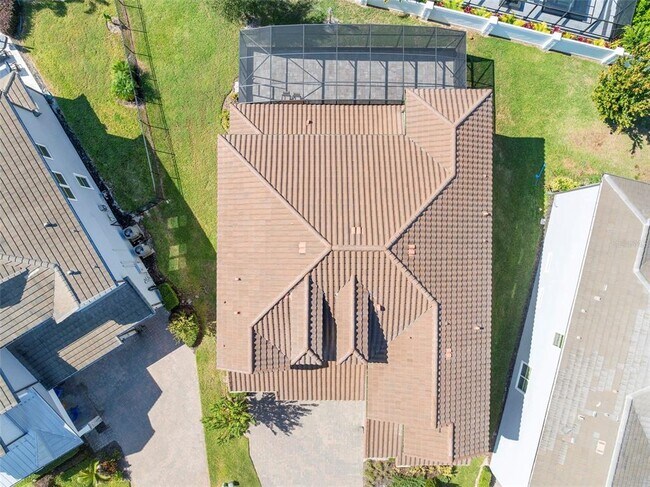 Building Photo - 8000 Leaf Grv Cir