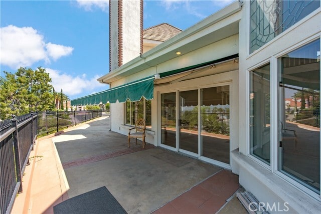 Building Photo - 2836 N Kingsgate Dr