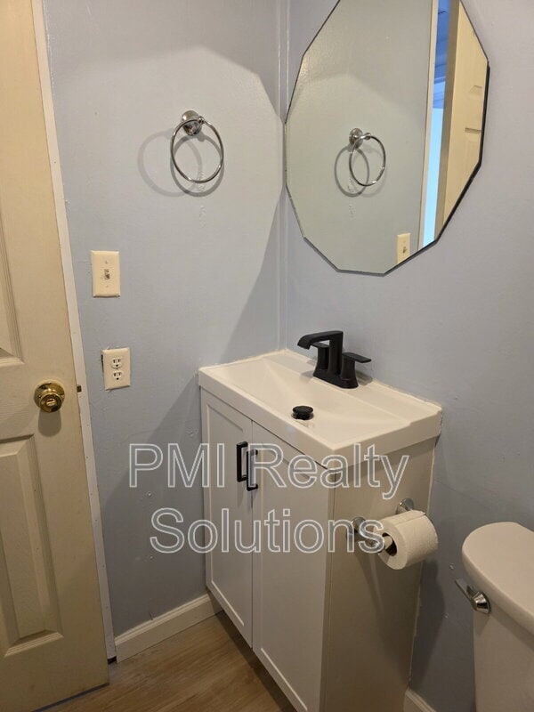 Building Photo - 310 Elberta Ave