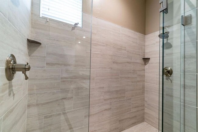 Building Photo - Custom Granville Built Home for Rent in Old Figarden