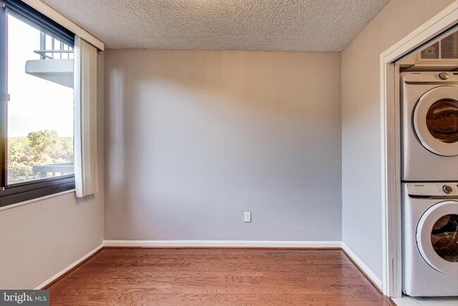 Building Photo - 5500 Holmes Run Pkwy