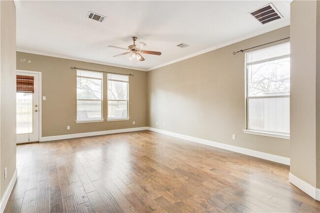 Building Photo - 13401 Gent Dr