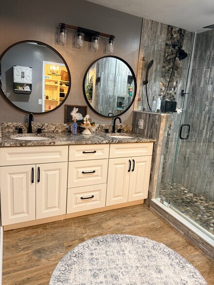 Building Photo - 1210 40th Ave