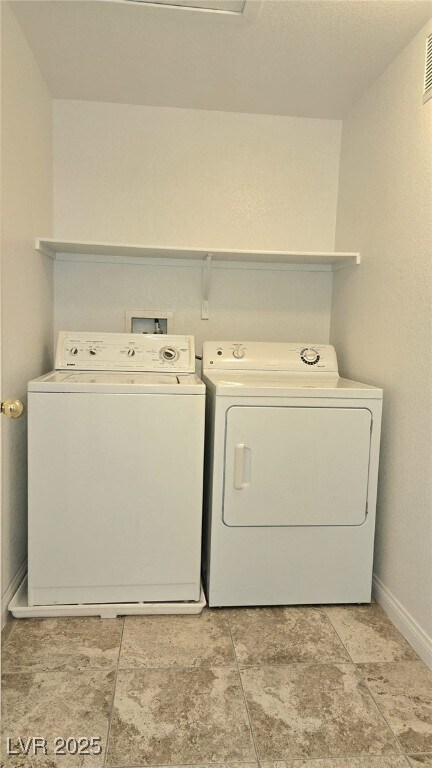 Building Photo - 830 Carnegie St