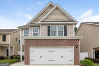 Building Photo - 526 Hill Crest Cir