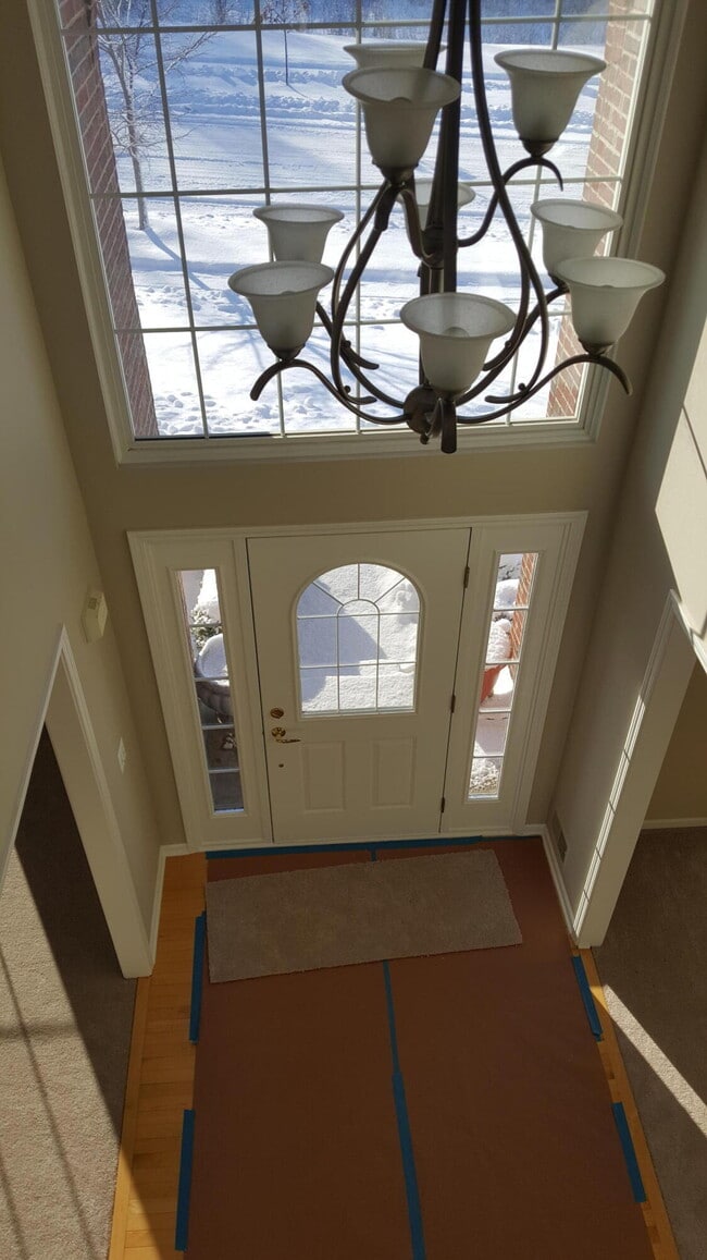 Building Photo - 2270 Hickory Point Dr
