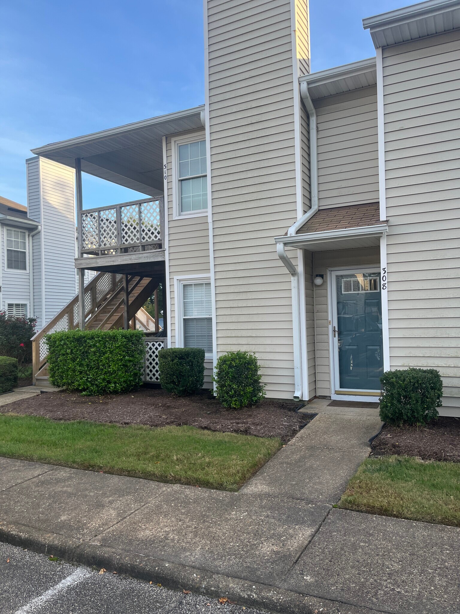Building Photo - 308 Thalia Station Ct