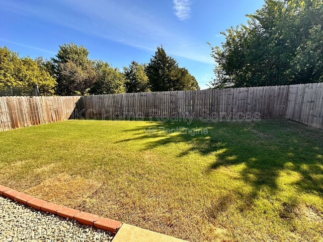 Building Photo - 4122 Bonaparte Blvd