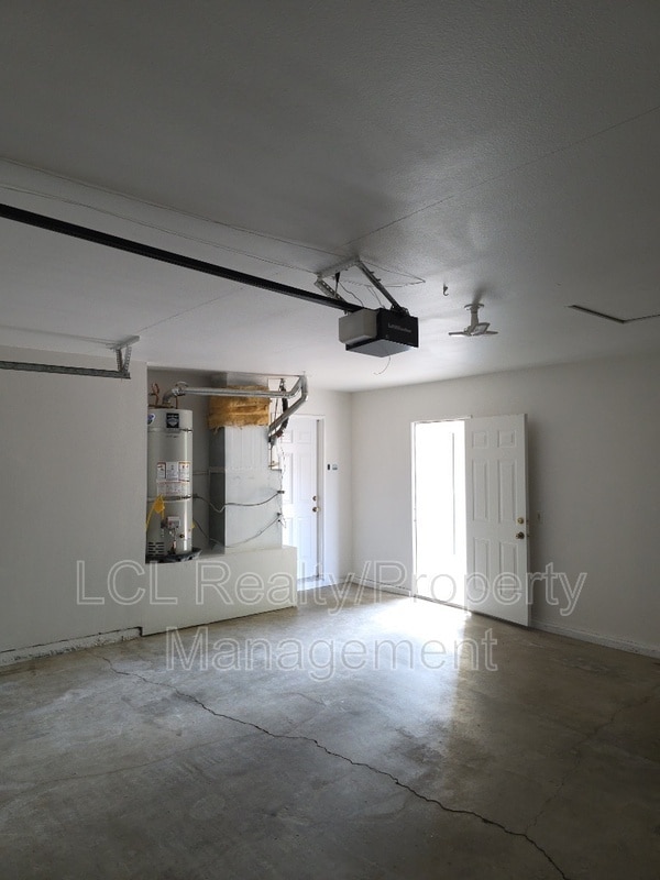 Building Photo - 22561 Forrest Rd