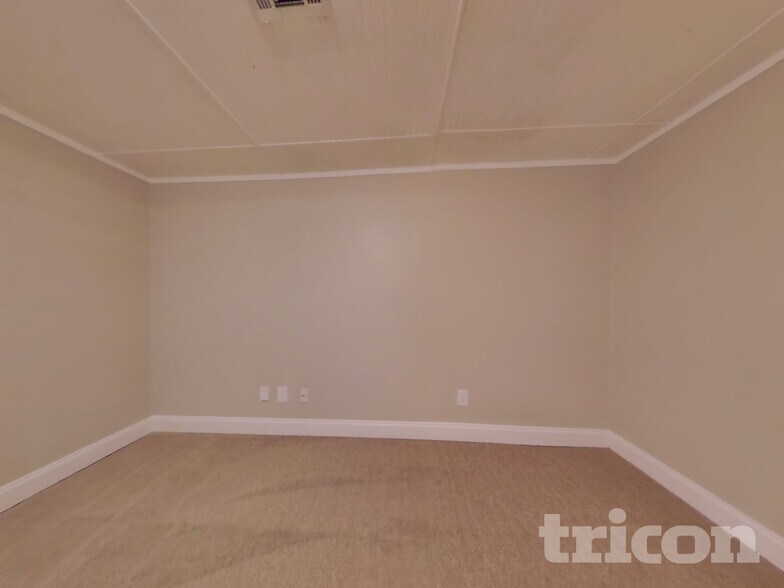 Building Photo - 102 Bonnabel Ct