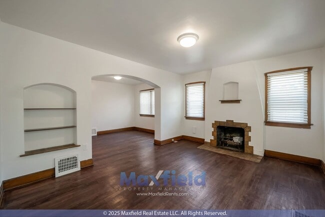 Building Photo - SUGAR HOUSE AREA - close to University and...