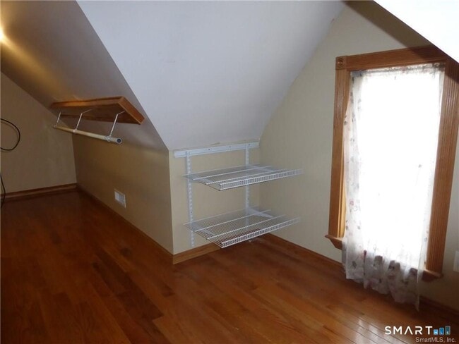 Building Photo - 28 Frederick St