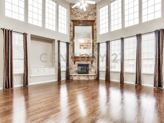 Building Photo - Beautifully Designed 2-Story 5/5/2 in Midlothian For Rent!