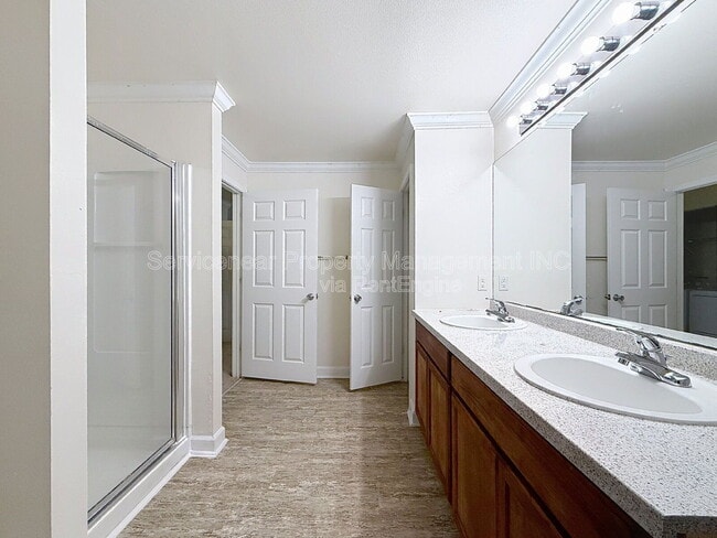 Building Photo - 18487 Bridle Club Dr