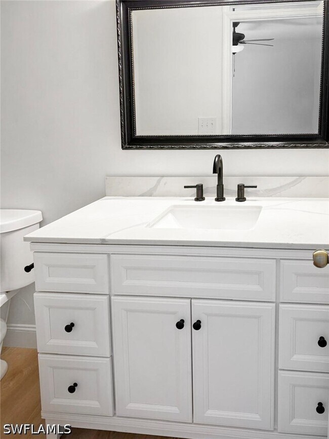 Building Photo - 434 NE 5th Ave