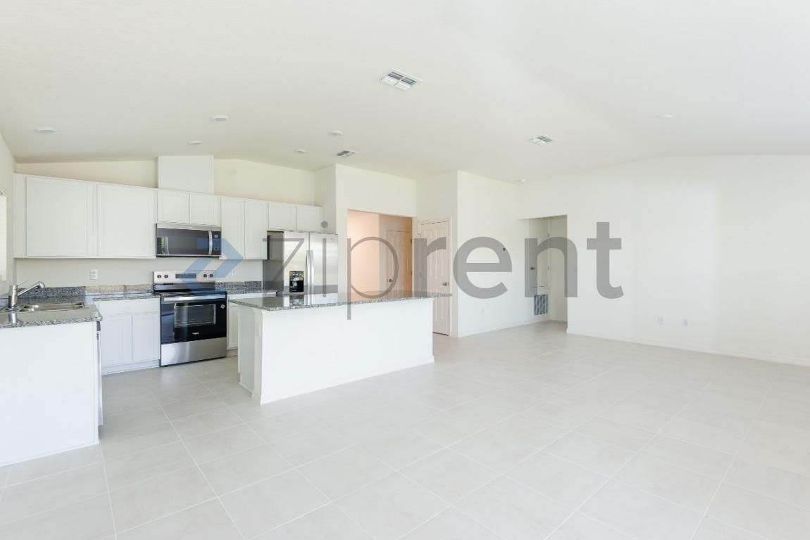 Building Photo - 9286 Sandy Bluffs Circle