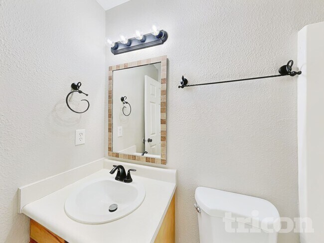 Building Photo - 1502 Osprey Way