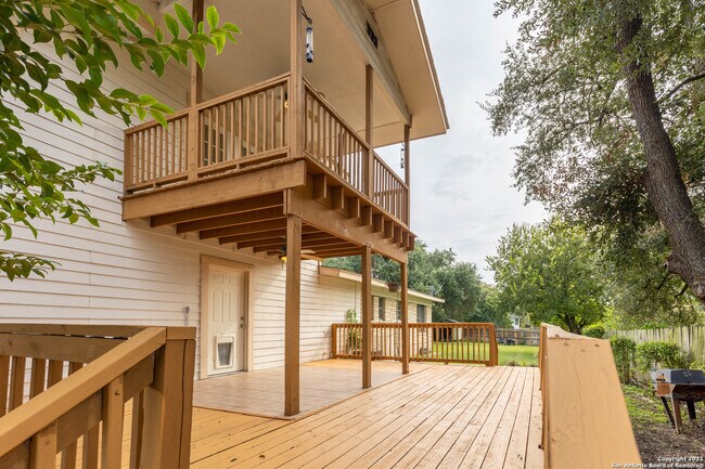Building Photo - 224 Shadyview Dr