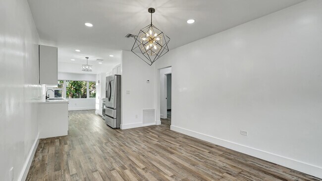 Building Photo - 11 NW 117th St