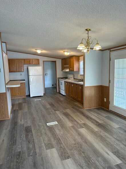 Building Photo - 115 McFalls Dr