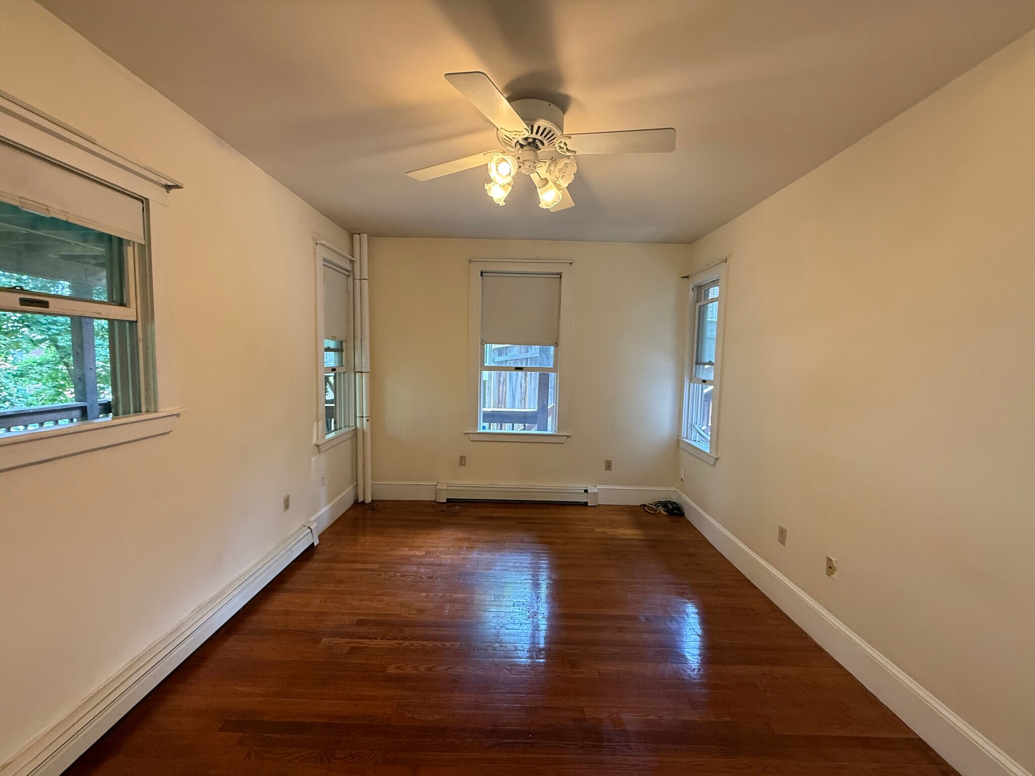 Bedroom - 39 Newtonville Ave