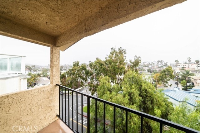 Building Photo - 1534 Buena Vista