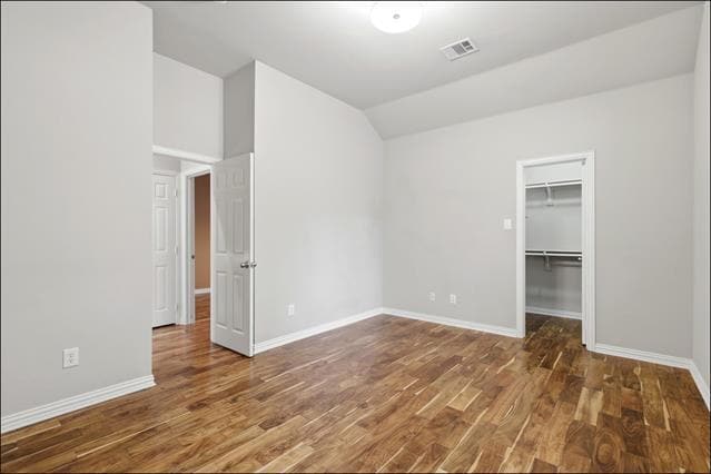 Building Photo - 14775 Holly Leaf Dr