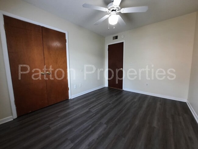 Building Photo - 1601 Willowby St