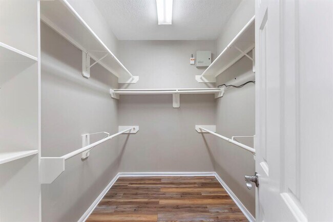 Building Photo - 15 Capshaw Ct