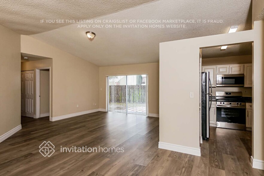 Building Photo - 6572 NW 197th Ln